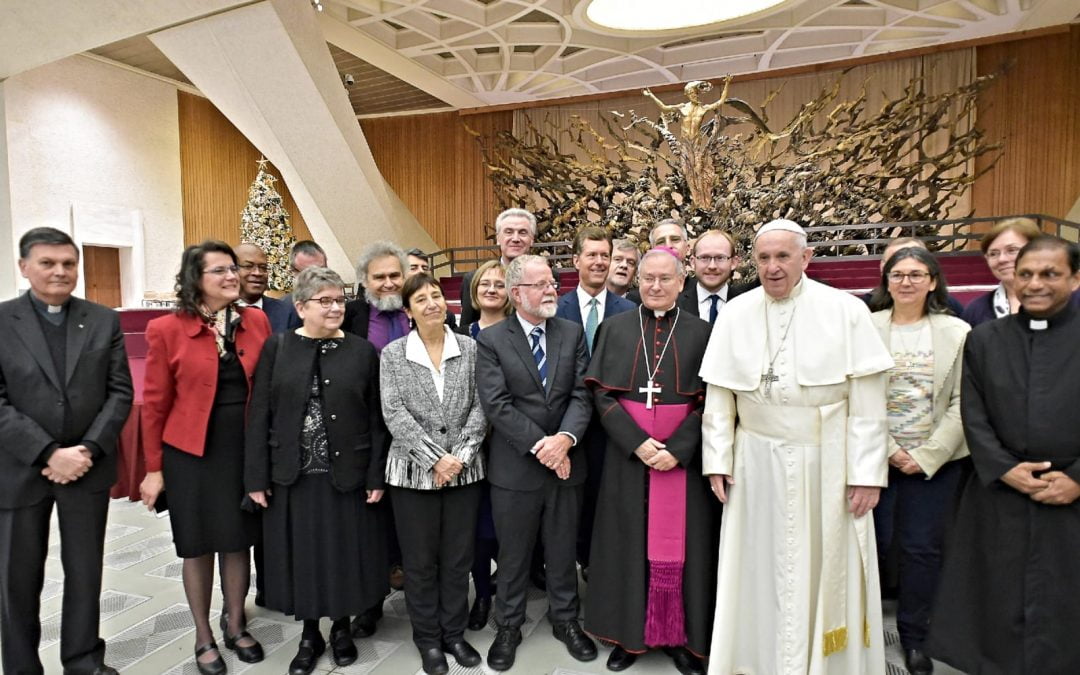 Members of the Baptist-Catholic International Dialogue Joint Commission with Pope Francis