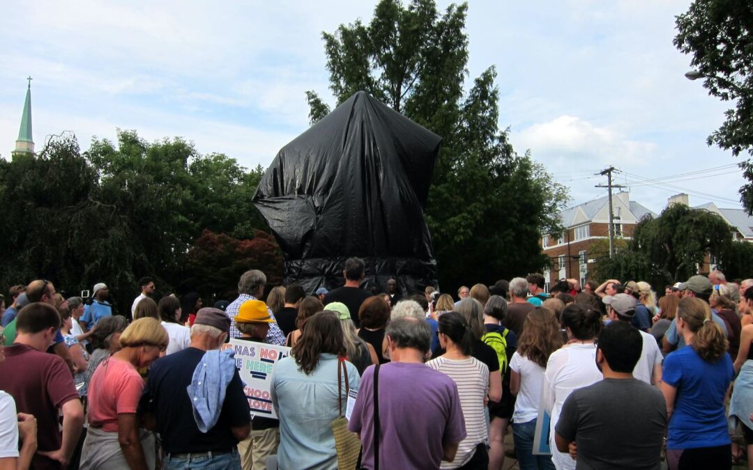 A statue of Robert E. Lee on a horse in Charlottesville, Virginia, covered up.
