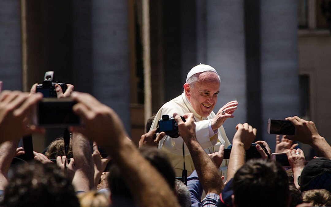 Pope: Economy Should Be ‘In Service of the Human Being’