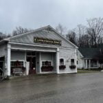 The exterior of the general store in Lincoln, Vermont.