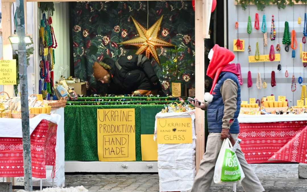 Author Nudges Readers Beyond Sentimentality Toward Mystery of Christmas
