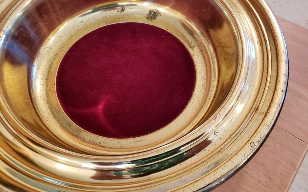 Slight Decline in U.S. Protestants Who Say Tithing Is a Biblical Command