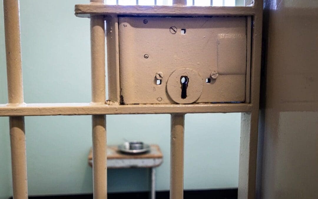 U.S. Prison, Jail Population Drops in 2020, Racial Disparities Persist