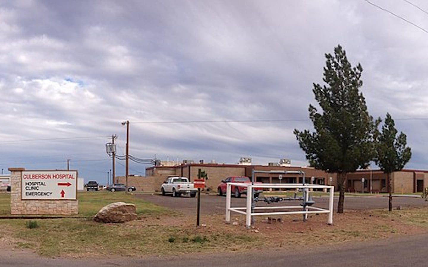 The exterior of a rural hospital in Texas.