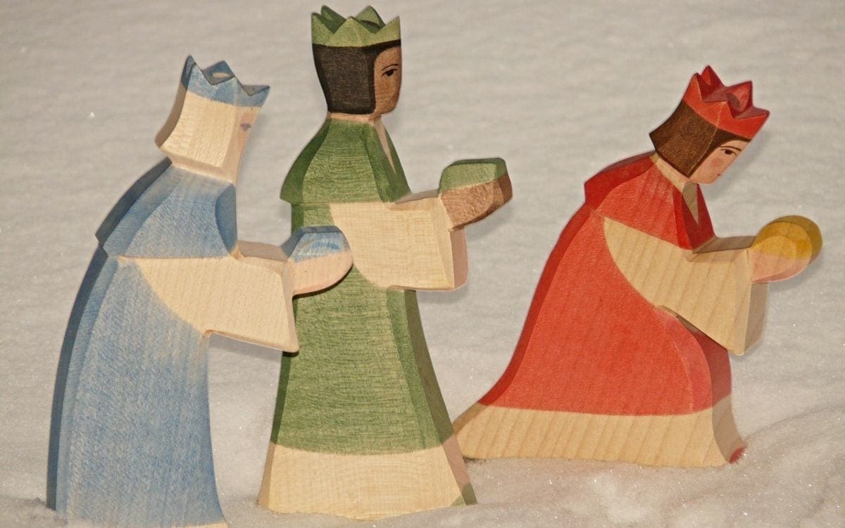 Wooden decorations of three kings in Christmas story